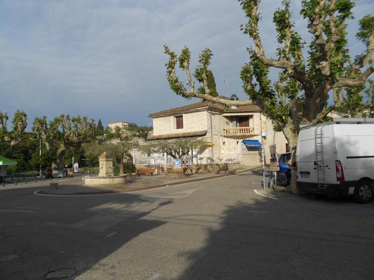 Le Chateau Saint Martin Esterno foto